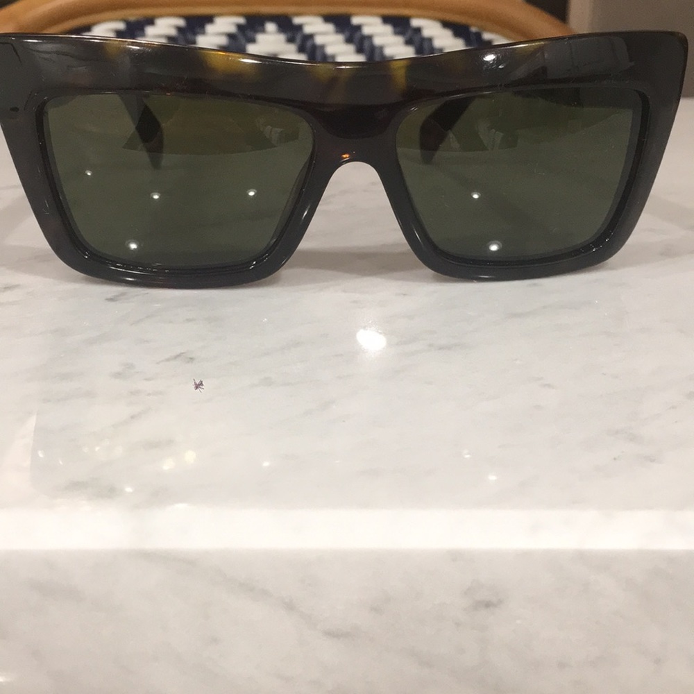 Celine sunglasses - Picture 3 of 5